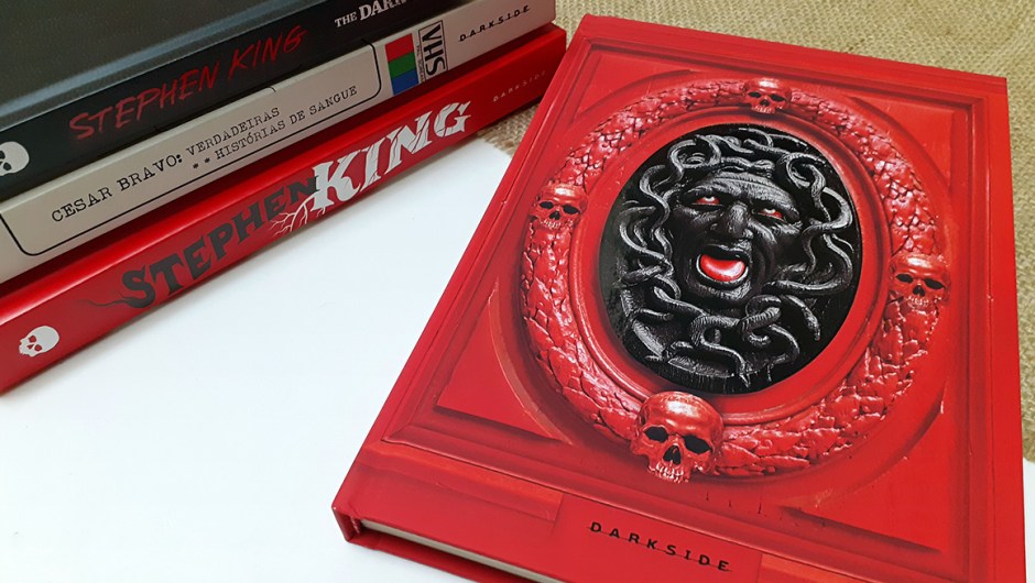 Capa Antologia Dark, de Cesar Bravo (DarkSide Books).